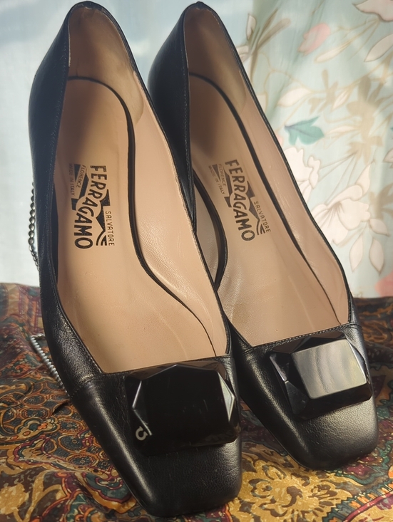 Salvatore Ferragamo Shoes - Salvatore Ferragamo leather dress shoes